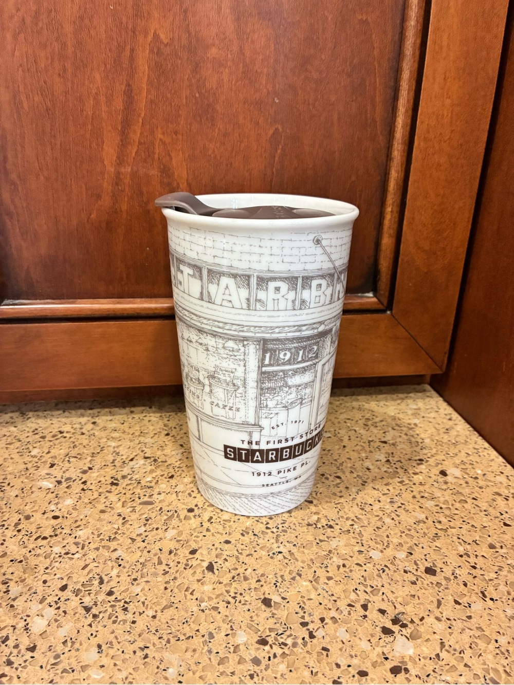 Starbucks 2016 First Store Pike Place Ceramic Travel Tumbler Mug 12oz